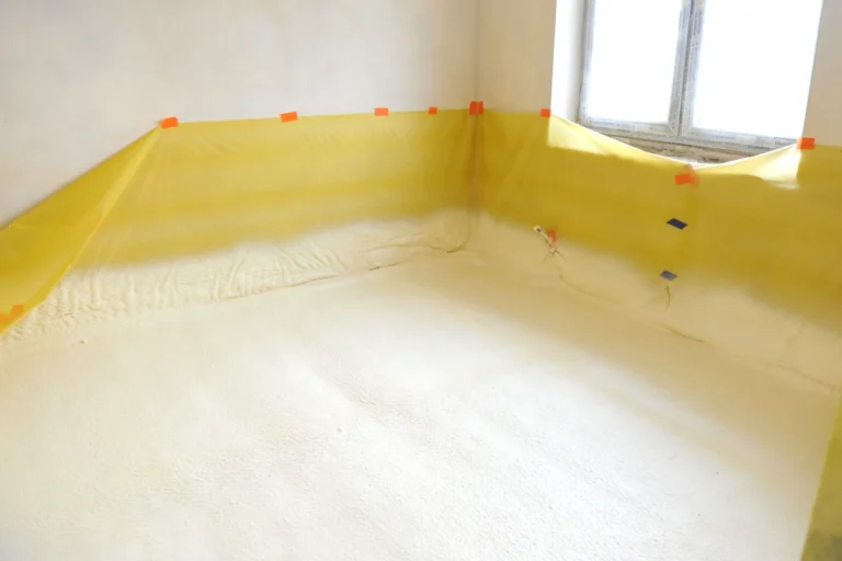 Izolacja posadzki pianką PUR